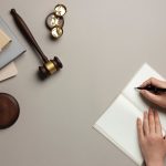 فرق وکیل پایه یک و دو دادگستری